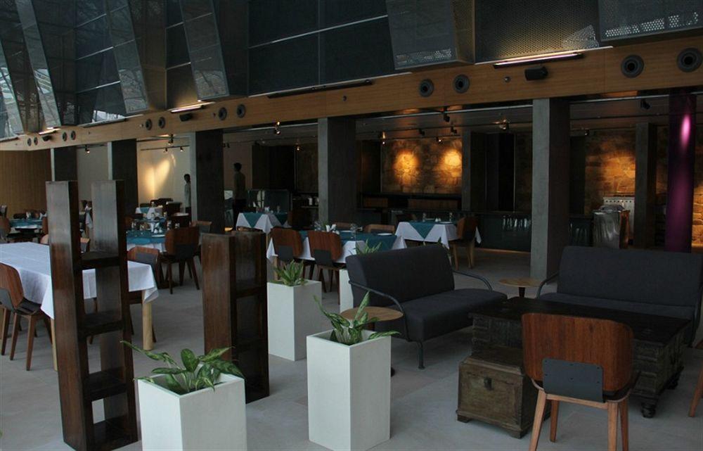Mana Ranakpur Hotel Bagian luar foto