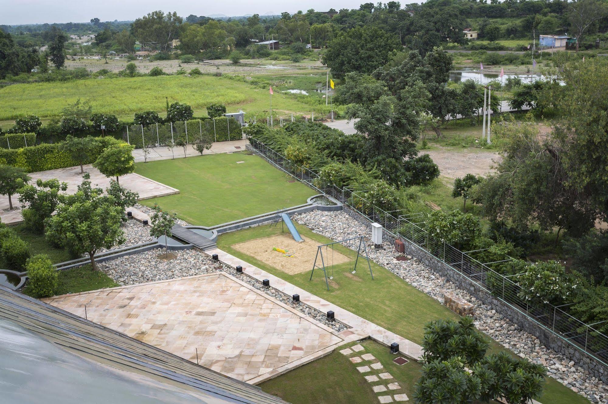 Mana Ranakpur Hotel Bagian luar foto